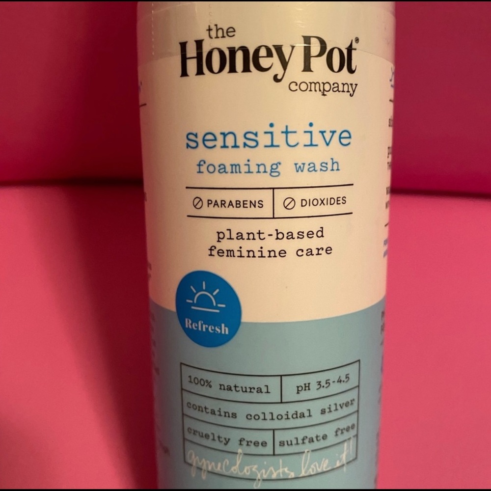 NEW SEALED Honey Pot Sensitive Foaming Wash